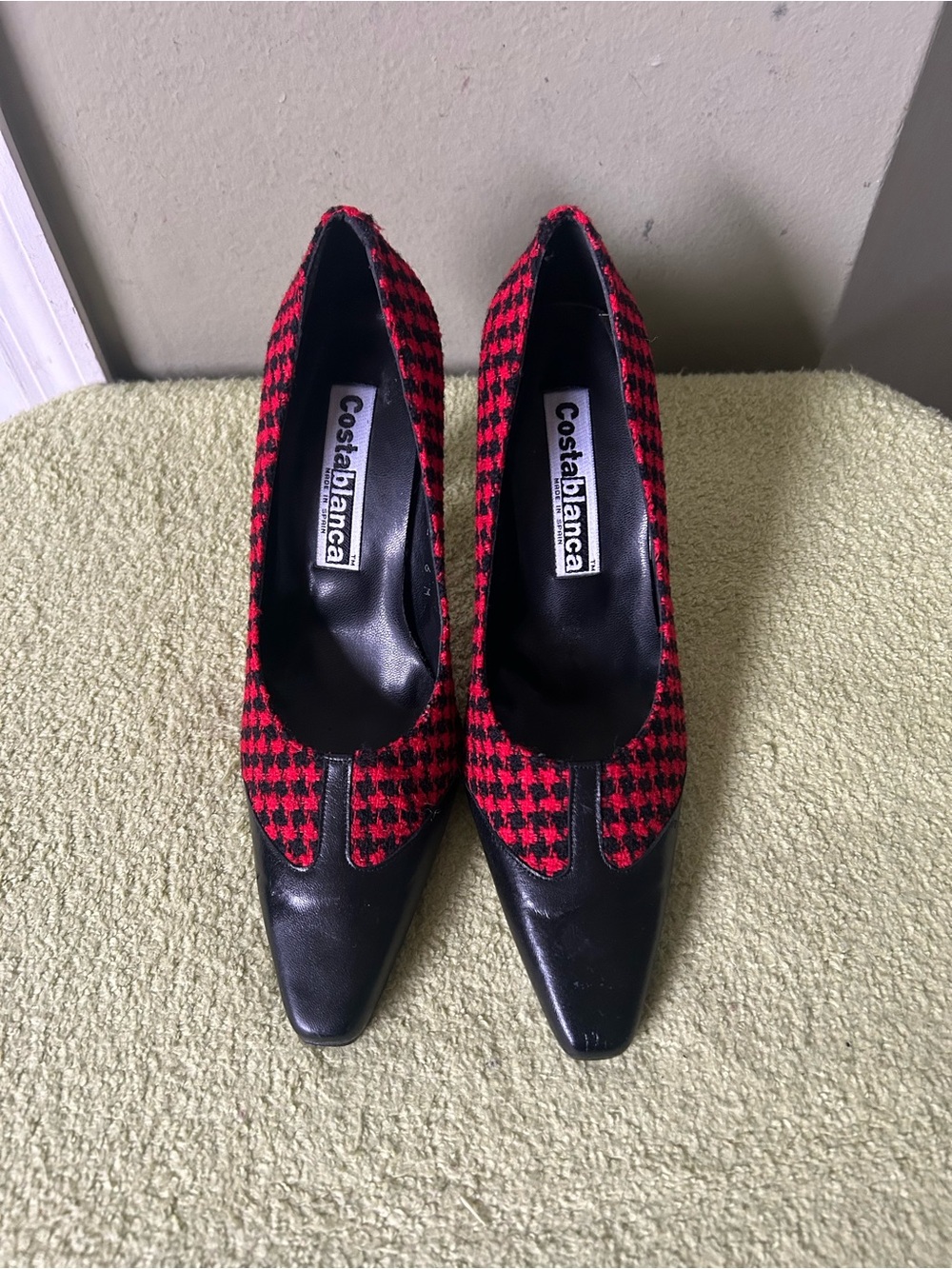 NWOB Costa Blanca Red & Black Houndstooth Pointed Pumps Sz 6